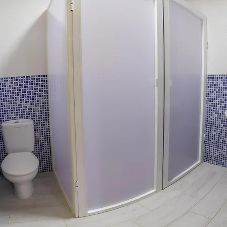 Alberguerojoplata 旅馆 *