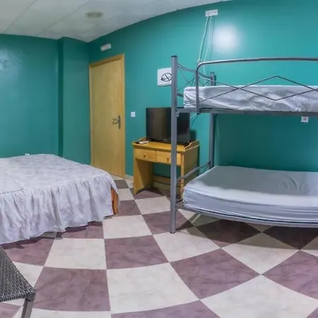 Alberguerojoplata 旅馆 *